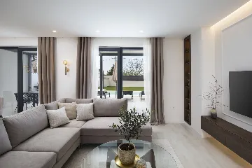 Modern Villa with Pool in Marčana