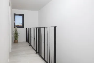 Modern Villa with Pool in Marčana