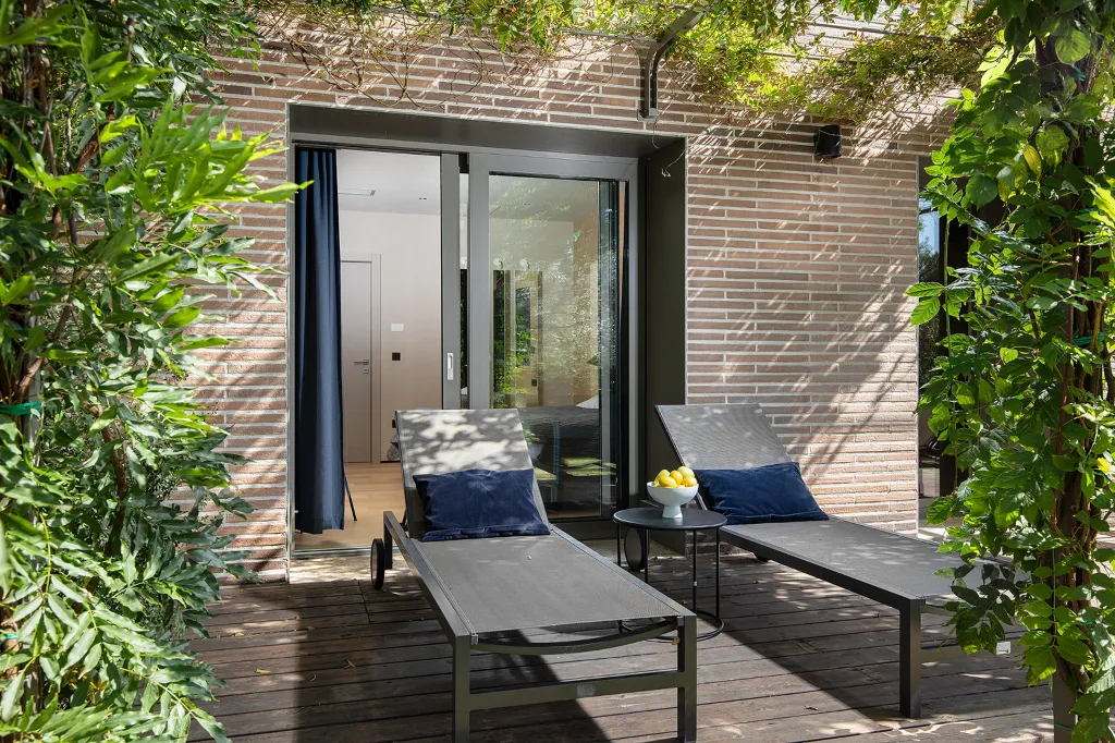 Modern Family Villa with Heated Pool, Fažana