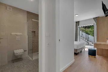 Modern Three-Bedroom Villa with Pool in Brela