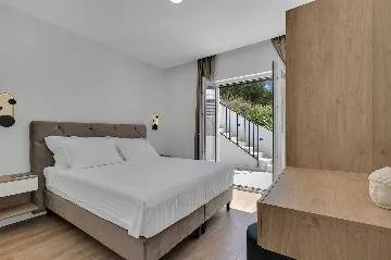 Modern Three-Bedroom Villa with Pool in Brela