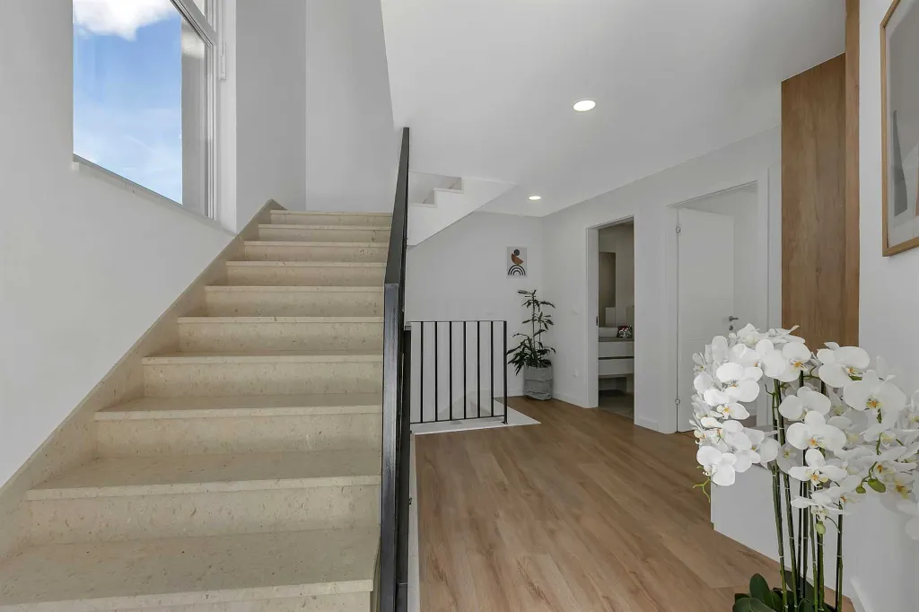 Modern Three-Bedroom Villa with Pool in Brela