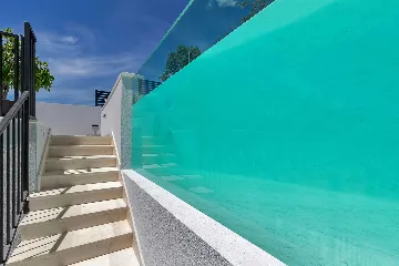 Modern Three-Bedroom Villa with Pool in Brela