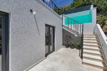 Modern Three-Bedroom Villa with Pool in Brela