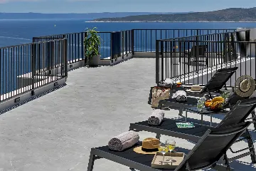 Modern Three-Bedroom Villa with Pool in Brela