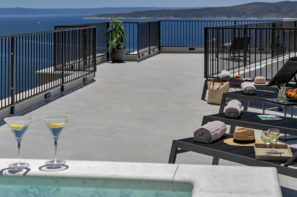 Modern Three-Bedroom Villa with Pool in Brela