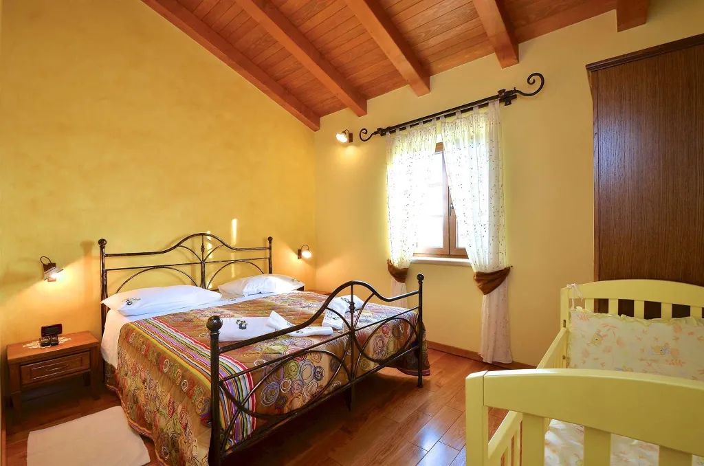 Spacious Villa Retreat with Pool in Buzet