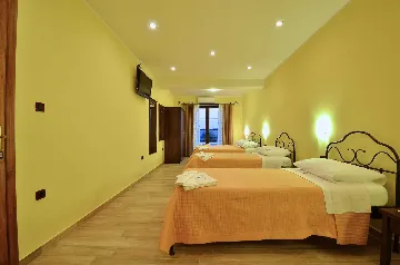 Spacious Villa Retreat with Pool in Buzet