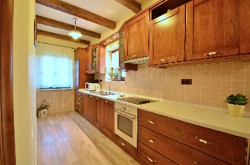 Spacious Villa Retreat with Pool in Buzet