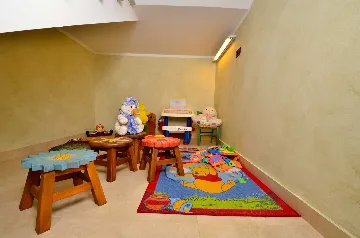 Spacious Villa Retreat with Pool in Buzet