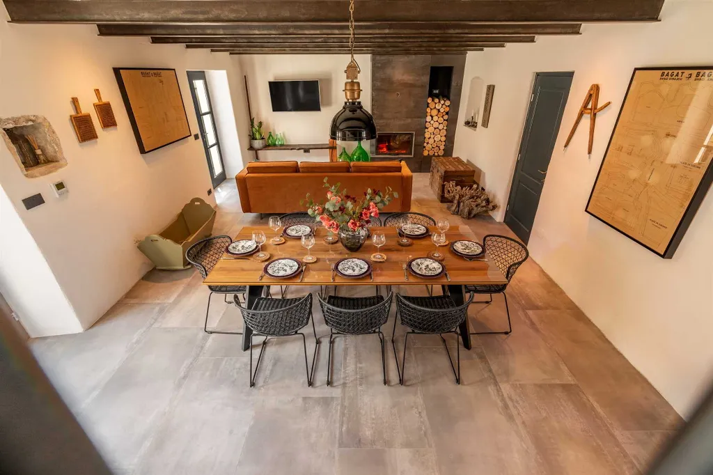 Spacious 4-Bedroom Villa with Pool in Golaš, Istria