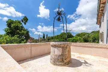 Spacious 4-Bedroom Villa with Pool in Golaš, Istria