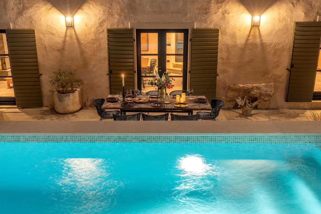 Spacious 4-Bedroom Villa with Pool in Golaš, Istria