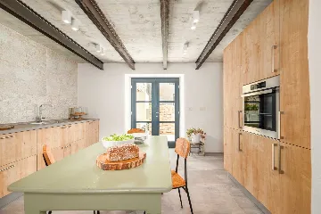 Spacious 4-Bedroom Villa with Pool in Golaš, Istria