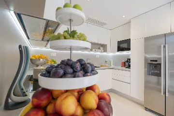 Seaview Grand Villa with Pool in Brela