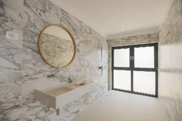 Seaview Grand Villa with Pool in Brela