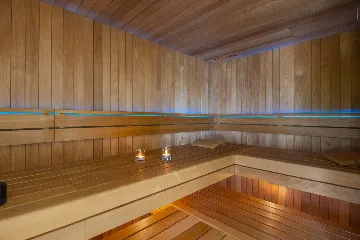 Seaview Grand Villa with Pool in Brela