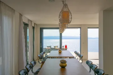 Seaview Grand Villa with Pool in Brela