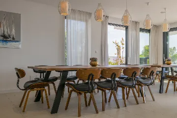 Seaview Grand Villa with Pool in Brela