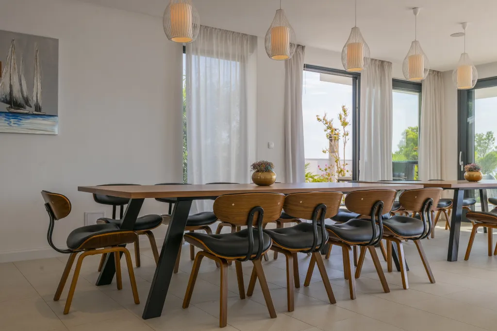 Seaview Grand Villa with Pool in Brela