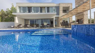 Contemporary Villa Retreat with Heated Pool, Splitska