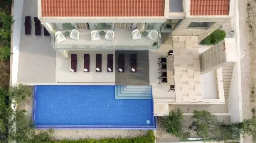 Contemporary Villa Retreat with Heated Pool, Splitska