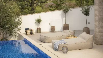 Contemporary Villa Retreat with Heated Pool, Splitska