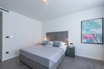 Modern Seaside Villa with Pool in Slano