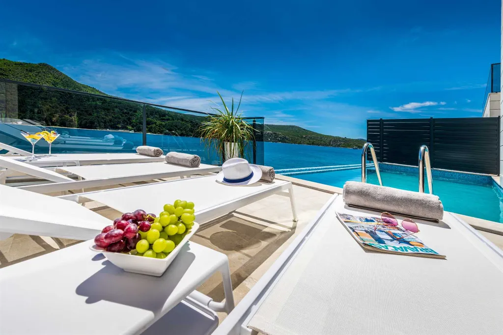 Modern Seaside Villa with Pool in Slano