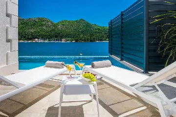 Modern Seaside Villa with Pool in Slano