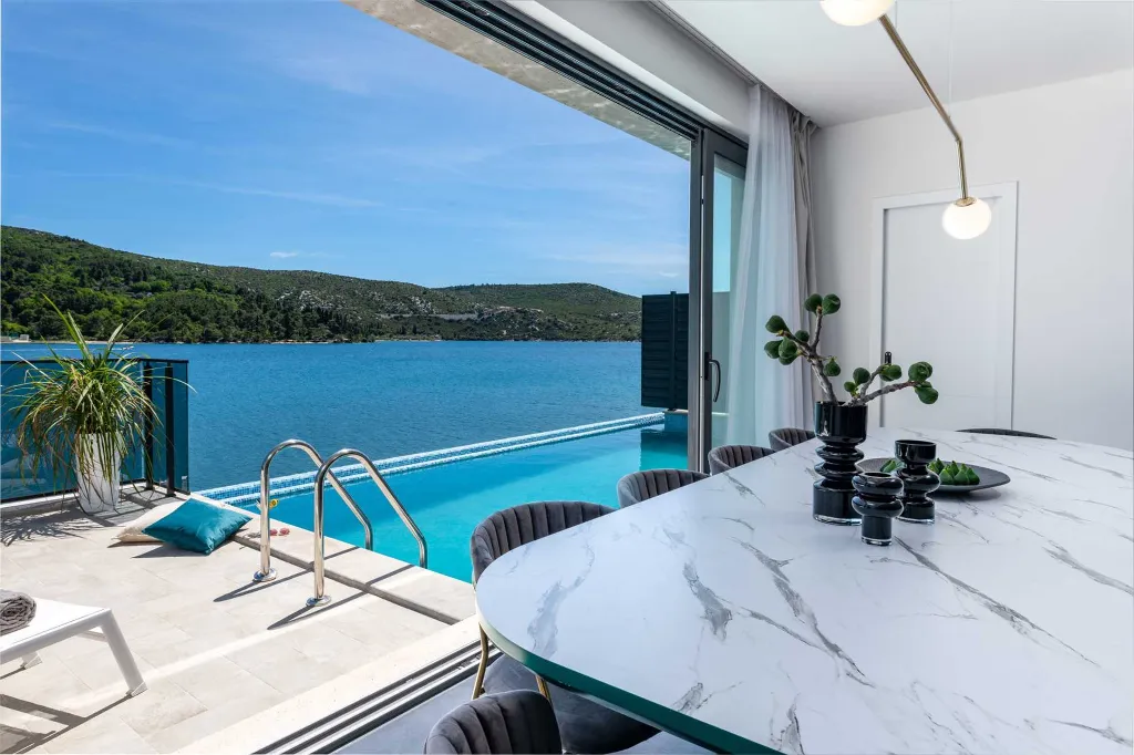 Modern Seaside Villa with Pool in Slano