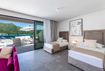 Modern Seaside Villa with Pool in Slano