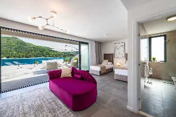 Modern Seaside Villa with Pool in Slano