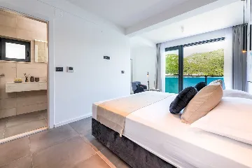 Modern Seaside Villa with Pool in Slano