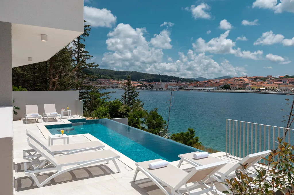 Contemporary Villa Retreat with Pool in Vela Luka