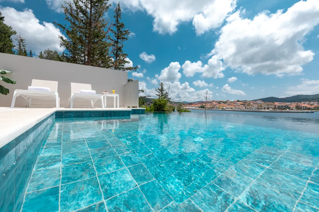 Contemporary Villa Retreat with Pool in Vela Luka
