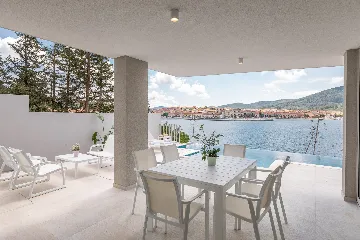 Contemporary Villa Retreat with Pool in Vela Luka