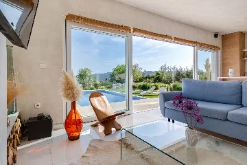 Modern Villa Retreat with Pool in Radašinovci