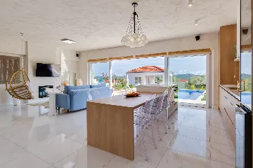 Modern Villa Retreat with Pool in Radašinovci