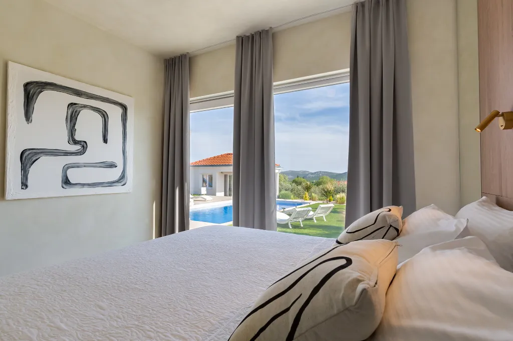 Modern Villa Retreat with Pool in Radašinovci