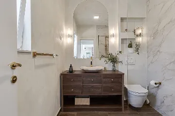 Modern Villa Retreat with Pool in Radašinovci