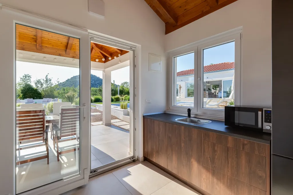 Modern Villa Retreat with Pool in Radašinovci