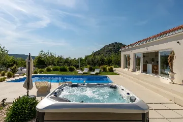 Modern Villa Retreat with Pool in Radašinovci