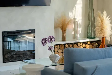 Modern Villa Retreat with Pool in Radašinovci