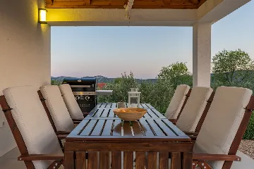 Modern Villa Retreat with Pool in Radašinovci