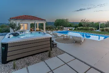 Modern Villa Retreat with Pool in Radašinovci