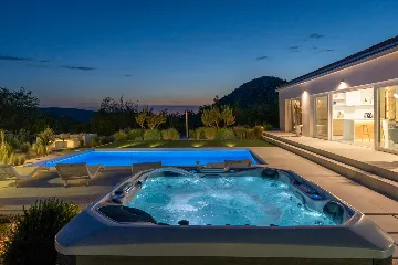 Modern Villa Retreat with Pool in Radašinovci