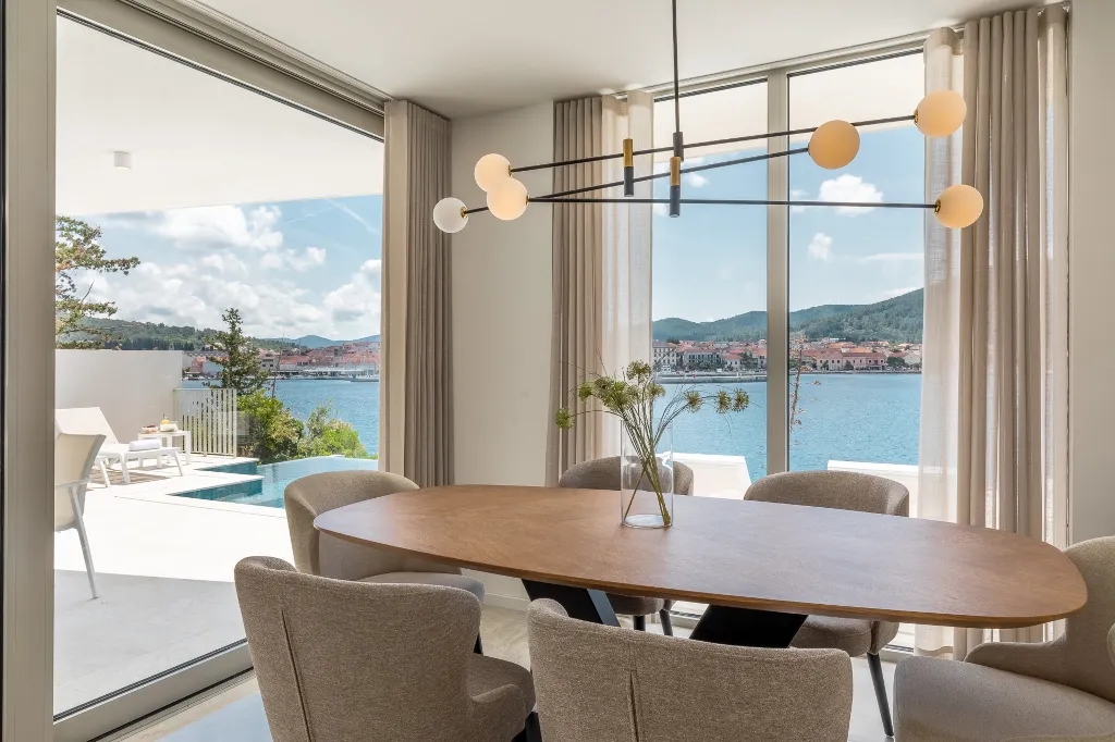 Modern Island Villa with Pool in Vela Luka