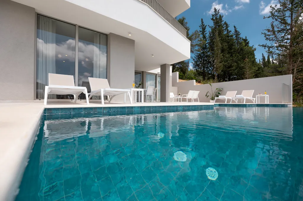 Modern Island Villa with Pool in Vela Luka