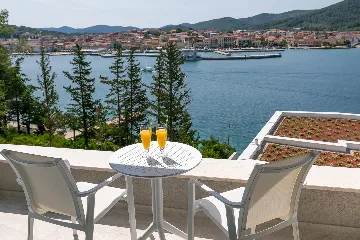 Modern Island Villa with Pool in Vela Luka
